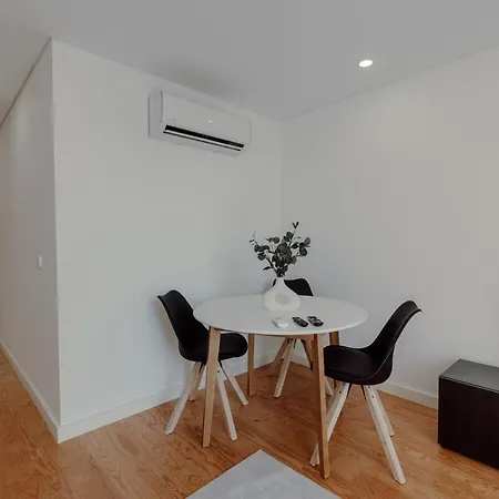 New In Apartment Porto